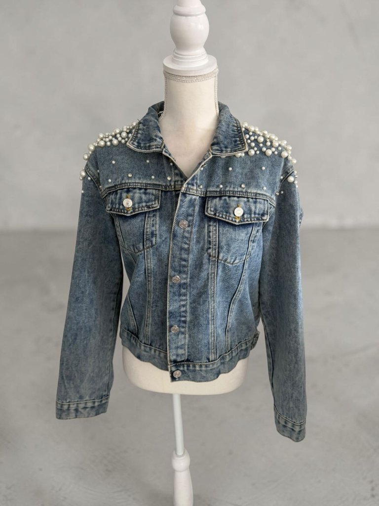 Pearl Beaded Embellished Denim Jacket Size Medium (6/8)